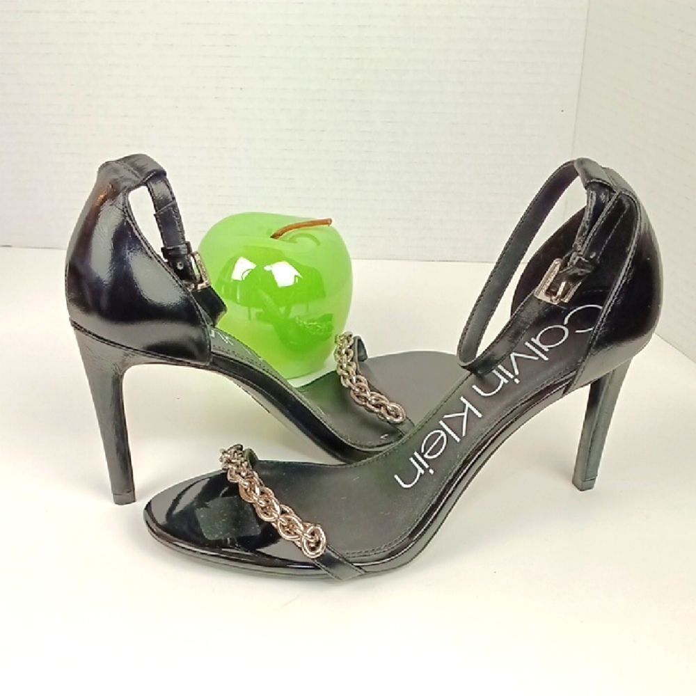 Calvin Klein Womens "Rajni" Black Leather Heels With Silver Chain Detail sz 9M